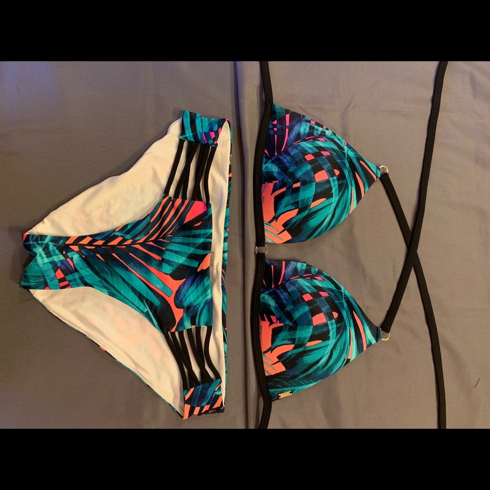 Bikini